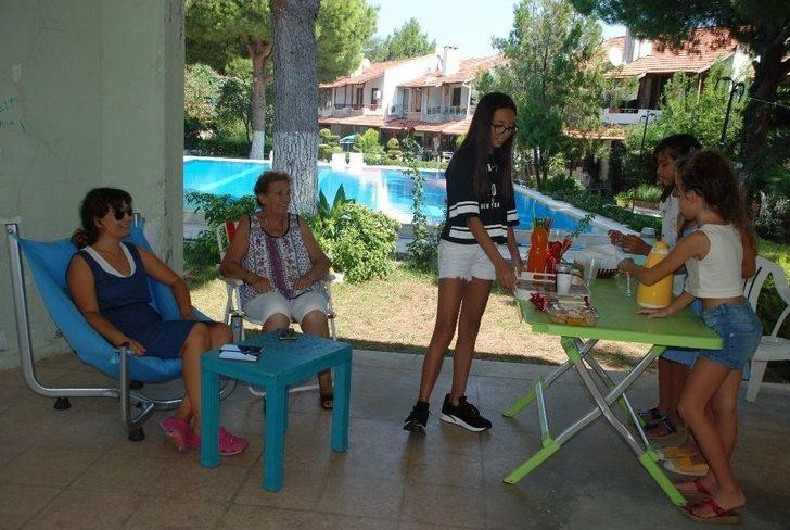 (özel) Altın Kalpli Altı Kızdan Alkışlanacak Hareket G4