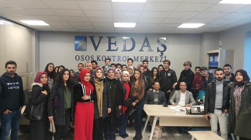 Vedaş, &Uuml;niversite &Ouml;ğrencilerini Ağırladı