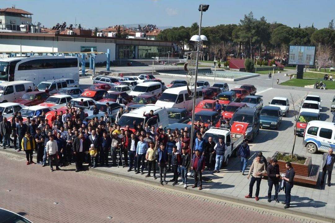 Mehmet&ccedil;iğe Destek İ&ccedil;in Konvoy D&uuml;zenlediler