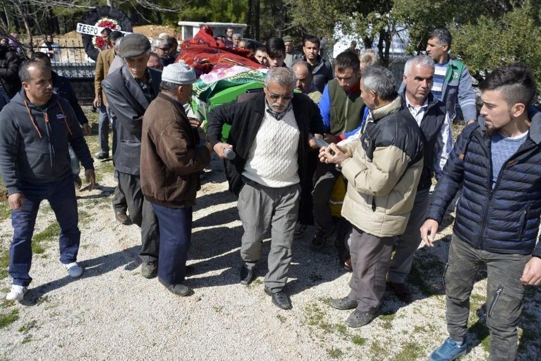 Grip Şikayetiyle Gittiği Hastanede &Ouml;ld&uuml;