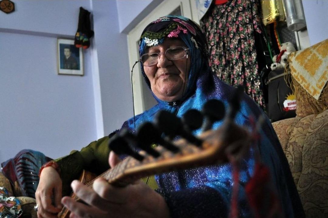 Zeytin Dalı Harekatındaki Mehmet&ccedil;ikler İ&ccedil;in Ağıt Yazdı