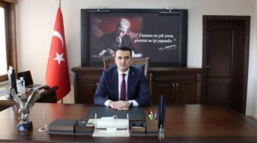 Tayini Çıkan Kaymakamın Kalması İçin Sosyal Medyada Kampanya Başlattılar