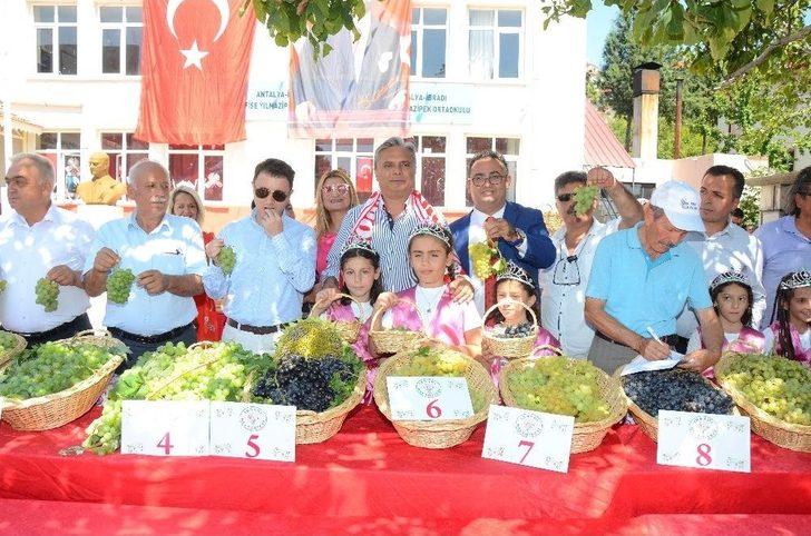 Aleyna Tilki, Üzüm Festivalinde Sahne Aldı G3
