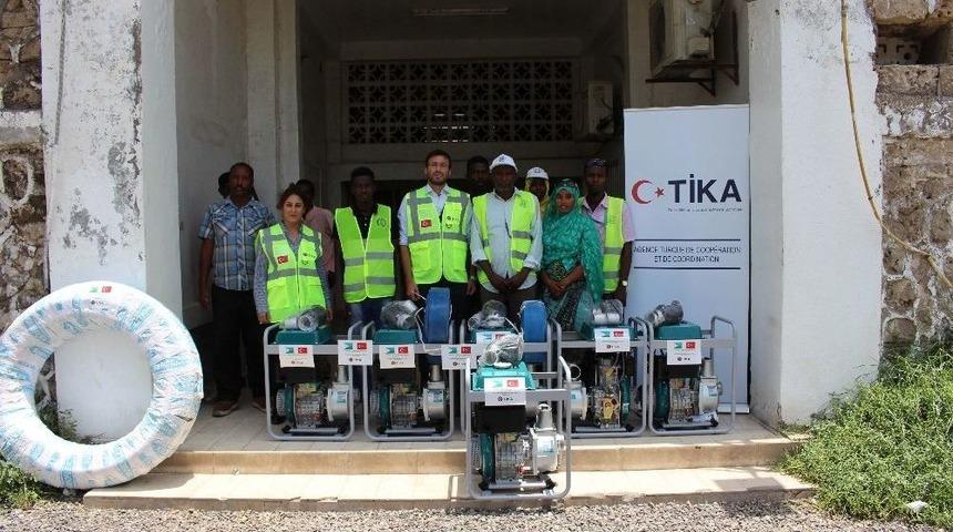 Tika&rsquo;dan Cibuti&rsquo;de Sel Mağdurlarına Destek