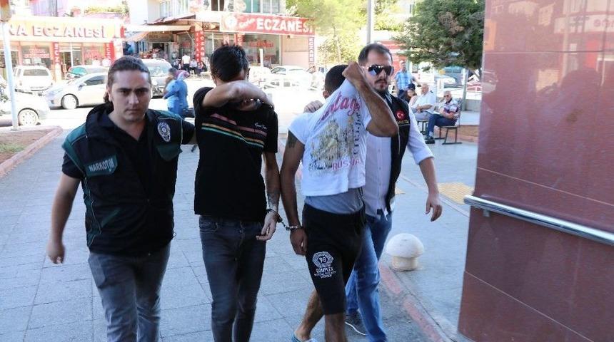 Kahramanmaraş&rsquo;ta Uyuşturucu Operasyonu: 4 G&ouml;zaltı