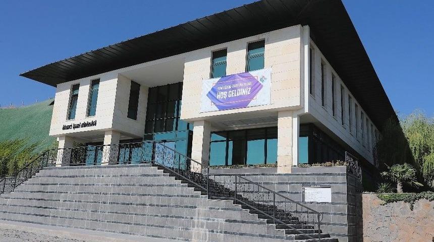 Hasan Kalyoncu Üniversitesinde Kayıt Heyecanı