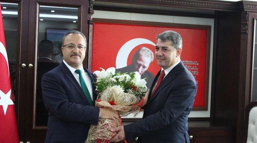 Yeni Komisyon Başkanı Oğuzhan Yaşar Oldu