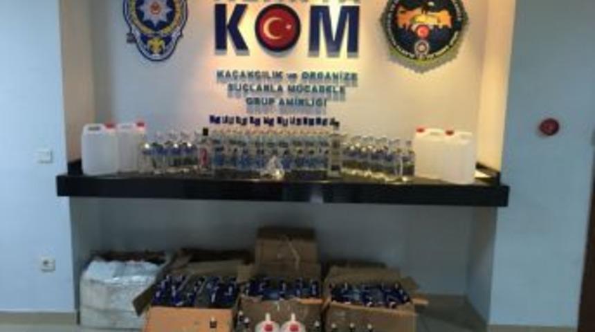 Alanya&rsquo;da Ka&ccedil;ak Ve Sahte İ&ccedil;ki Operasyonu