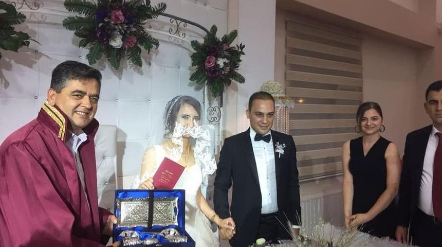 Başkan Yal&ccedil;ın, Gen&ccedil; &Ccedil;iftin Nikahını Kıydı