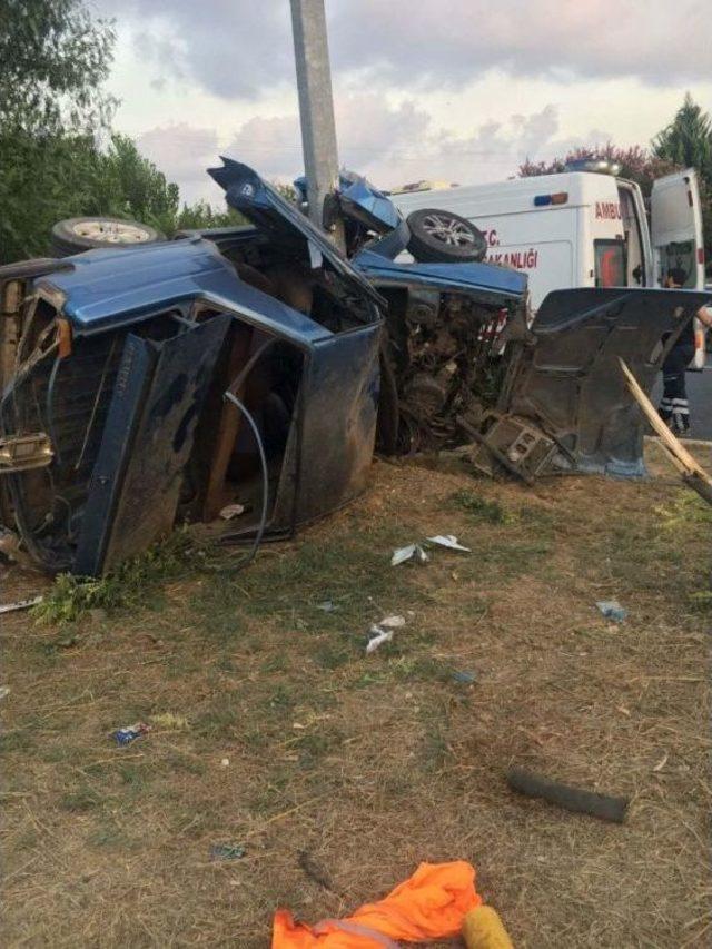 Tarsus’ta Trafik Kazaları: 2 Ölü, 2 Yaralı