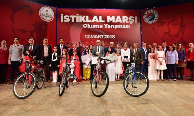 Kepez’de İstiklal Marşı Okuma Yarışması