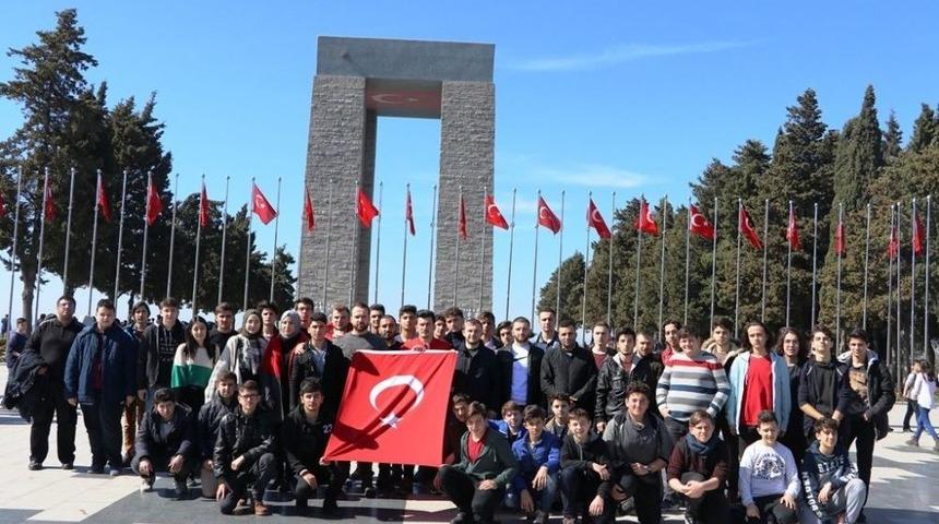 Kılavuzgen&ccedil;lik &Ouml;ğrencileri Zaferin 103. Yılında &Ccedil;anakkale&rsquo;de
