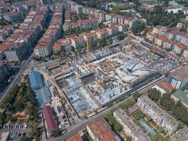 Göztepe Stadı Yükseliyor