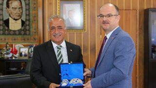 Rektör Çomaklı: “üniversiteler, Toplumu Geleceğe Hazırlar”