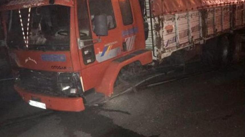 Yalova&rsquo;da Trafik Kazası: 3 Yaralı