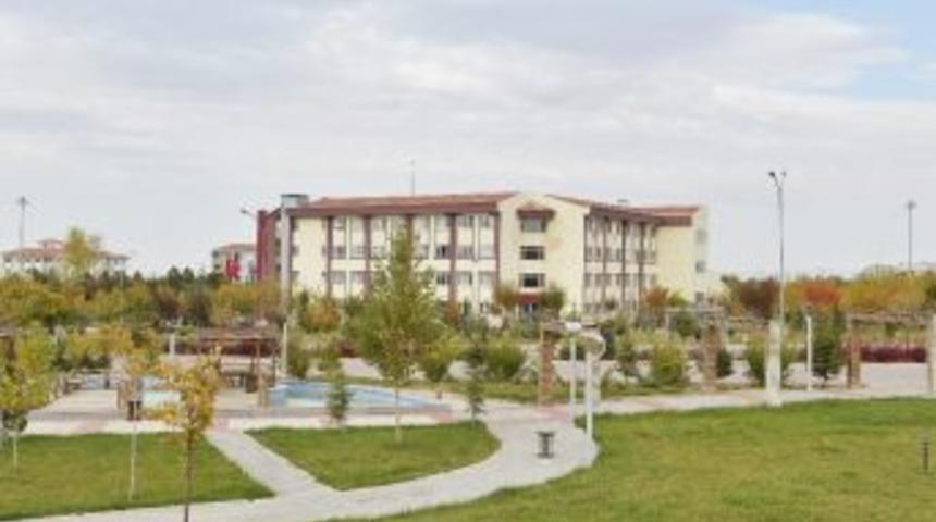 Km&uuml;&rsquo;de Yeni Lisans&uuml;st&uuml; Eğitim Programı A&ccedil;ıldı