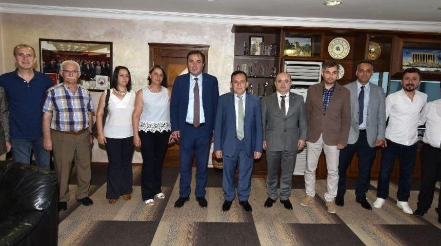 Hacısalihoğlu: “tüm Çalışmalarımızda Bölgeyi Bir Bütün Olarak Düşünüyoruz”