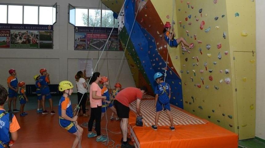 Dostum’dan Milli Takıma