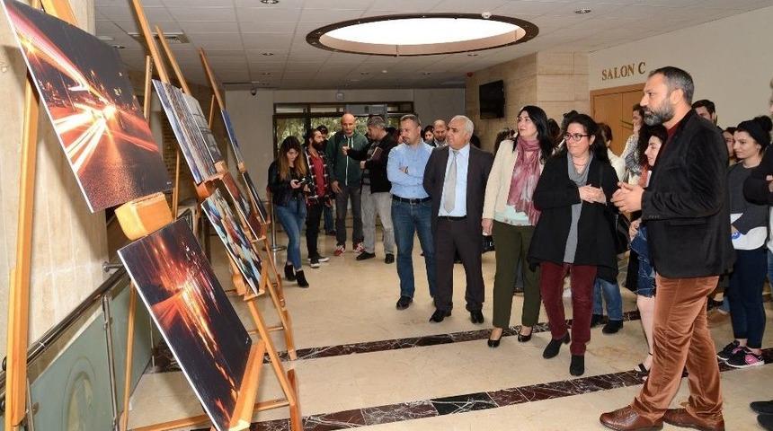 Me&uuml; Gazetecilik B&ouml;l&uuml;m&uuml; &Ouml;ğrencilerinden Fotoğraf Sergisi