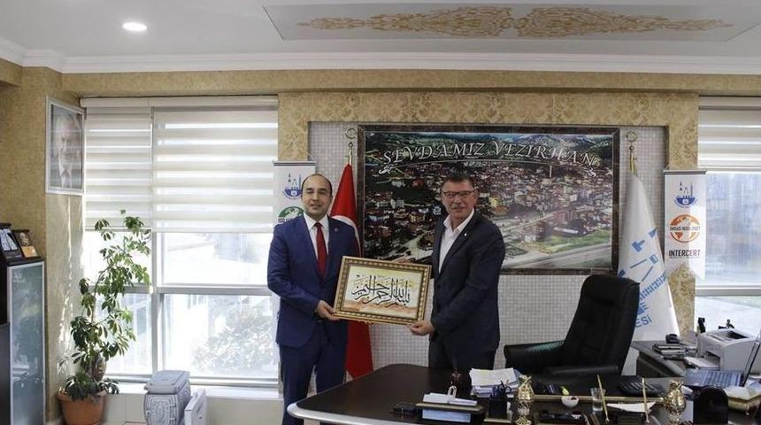 Başkan Duymuş, G&ouml;lpazarı Kaymakamı Duman İle Bir Araya Geldi