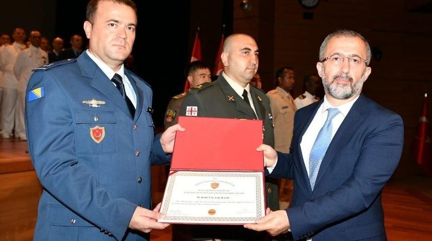 Rekt&ouml;r Savaşan Ms&uuml; İle Vedalaştı