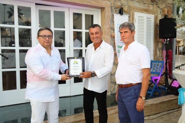 Side&rsquo;de Girit Kahvesi Ve Atat&uuml;rk Anıtı A&ccedil;ıldı 3