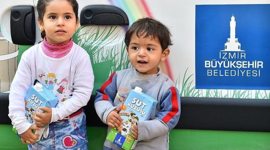 Suriyeli &Ccedil;ocuklara İzmir Şefkati