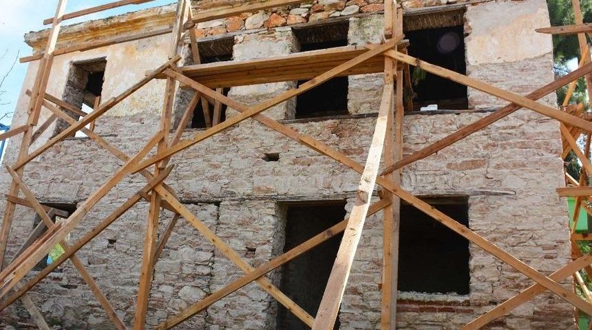 Sultan Abd&uuml;lhamit Han&rsquo;ın Mektebinde Restorasyon Başladı