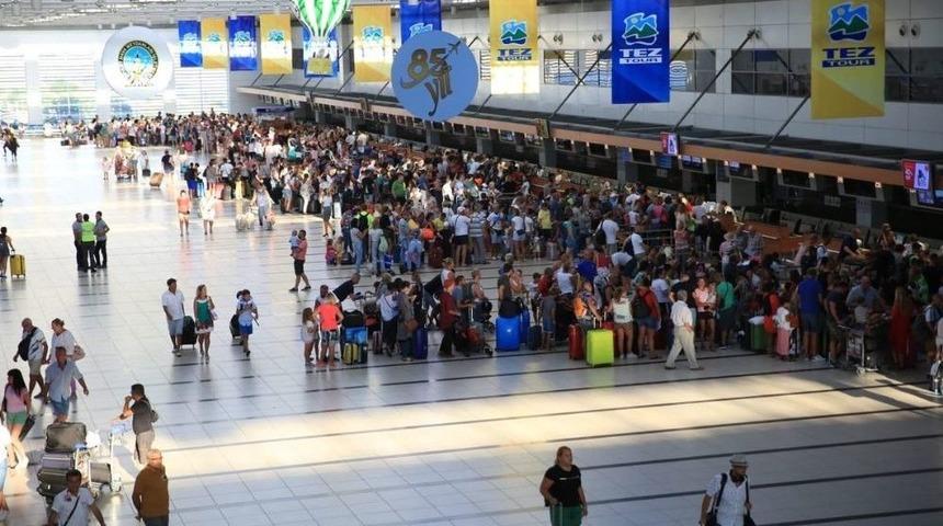 T&uuml;rel&rsquo;den "g&ouml;kten Turist Yağıyor" Paylaşımı