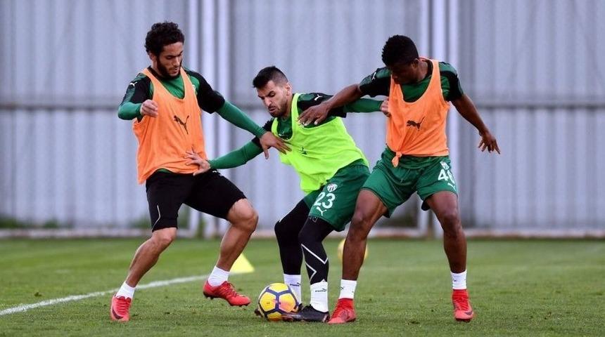 Bursaspor&rsquo;da Sivasspor Mesaisi S&uuml;r&uuml;yor