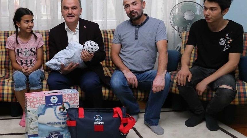 Denizli&rsquo;de &ldquo;hoş Geldin Bebek&rdquo; Projesi Devam Ediyor