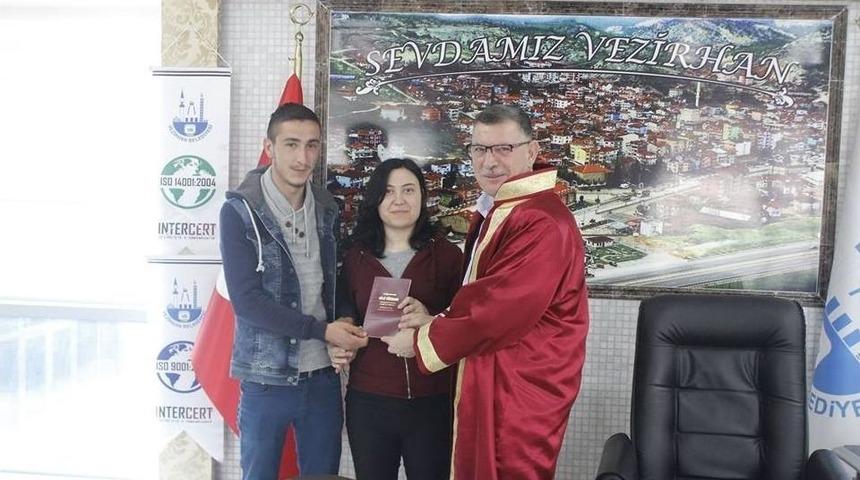 Başkan Duymuş, Gen&ccedil; &Ccedil;iftin Mutluluğuna Ortak Oldu