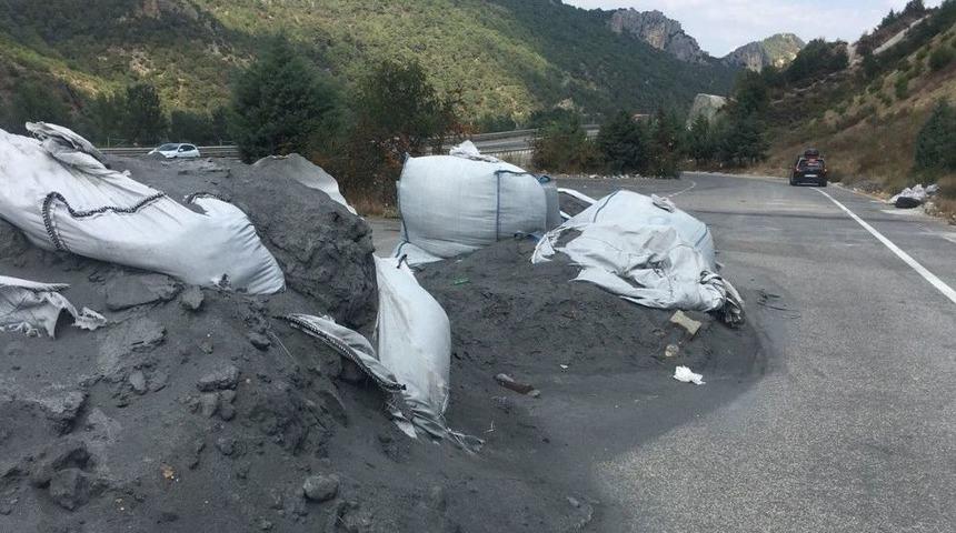 Bilecik’te Kaynağı Bilinmeyen Kimyasal Atıklar Vatandaşları Tedirgin Ediyor