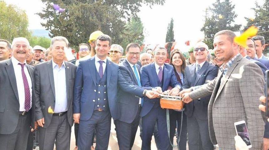 Meşelik&rsquo;te 8 Derslikli Okul Binasının Temeli Atıldı