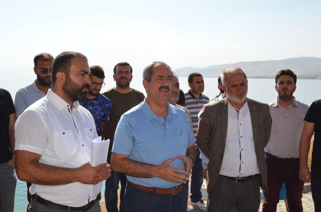 Van G&ouml;l&uuml;&rsquo;nde Artan Kirliliğe Tepki