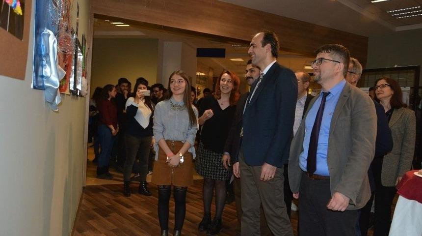 Pa&uuml;&rsquo;de &ldquo;8 Mart D&uuml;nya Kadınlar G&uuml;n&uuml;&rdquo; Sergisi A&ccedil;ıldı