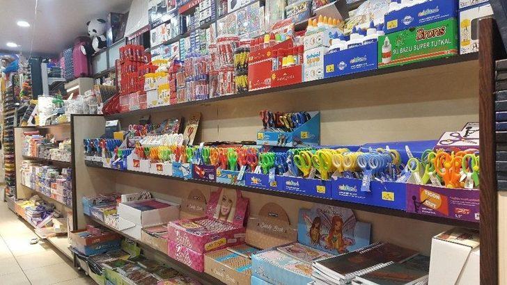 Tatvan’daki Kırtasiyeciler Okul Sezonuna Hazır G4