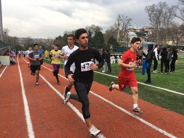 Beykoz Belediye Başkanlığı Kros Yarışları Yapıldı