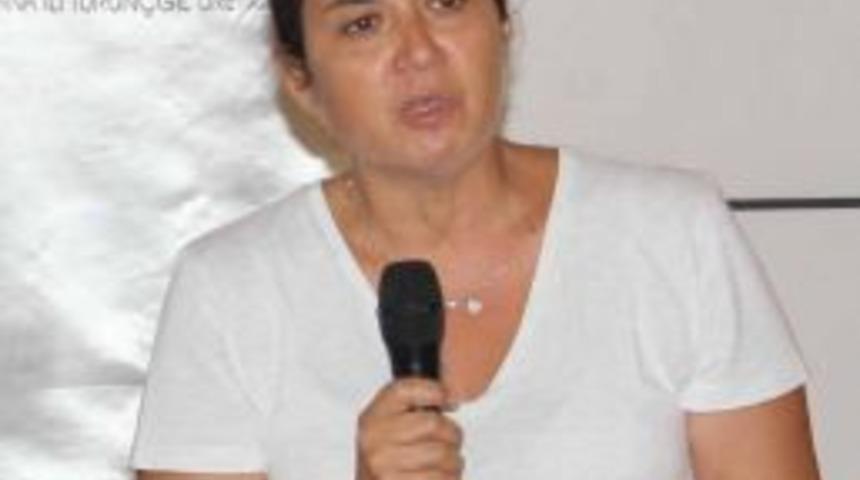 Akdeniz Meyve Sineğine Karşı M&uuml;cadele S&uuml;r&uuml;yor