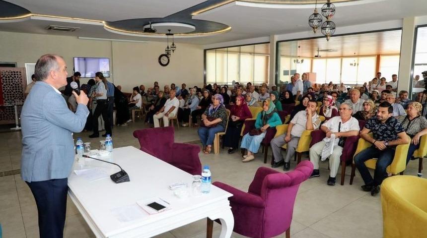 Başka G&uuml;rlesin&rsquo;den &Ccedil;&ouml;z&uuml;m Odaklı Halk Buluşması