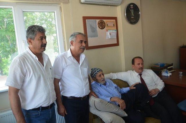 Günyüzü Ve Büyükşehir Belediyesi Meclis Üyesi Hızır Ayık’ın Acı Günü