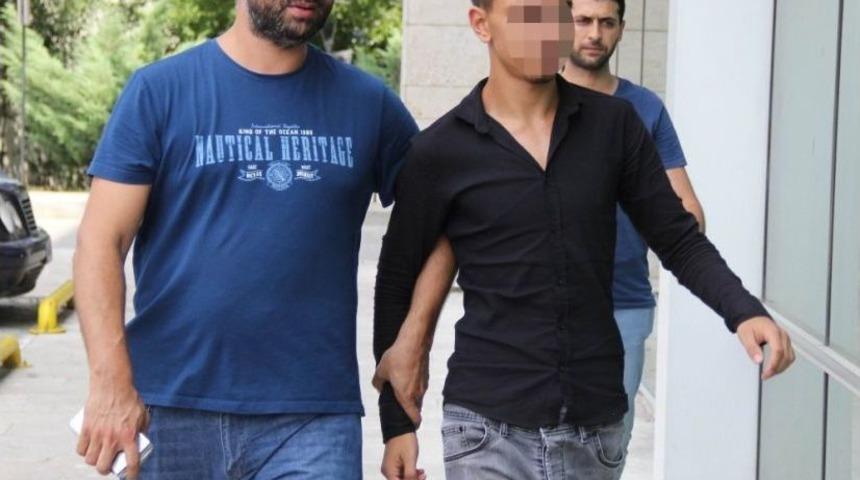 Samsun&rsquo;da Bı&ccedil;aklı Saldırıya Uğrayan 2 Kardeş Yaralandı