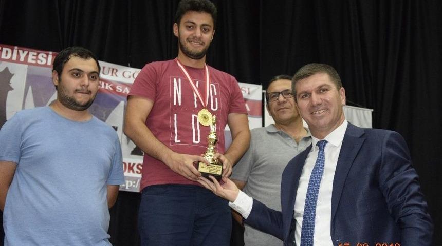 Satranç Turnuvasına 255 Sporcu Katıldı.