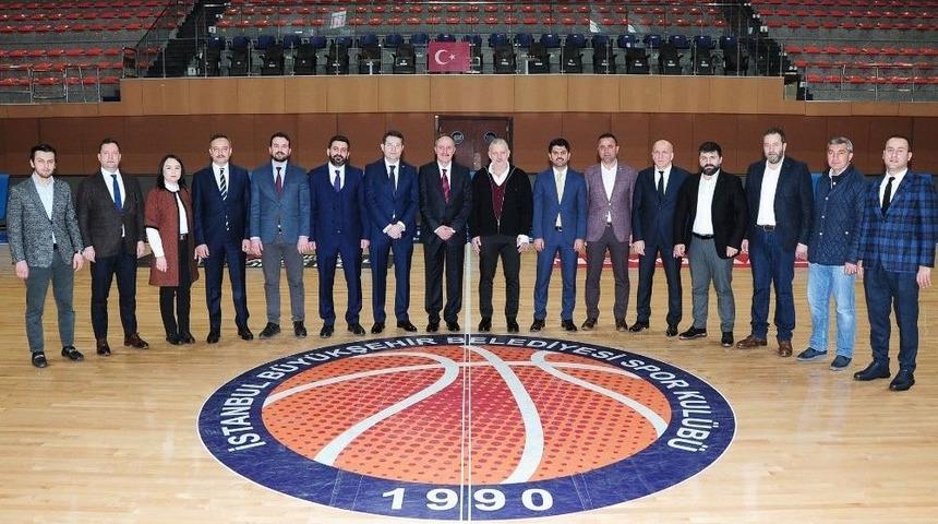 İstanbul B&uuml;y&uuml;kşehir Belediyespor&rsquo;da Celalettin Deniztoker Devri