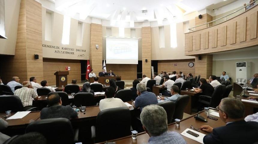 Şahinbey Belediyesi Toplandı
