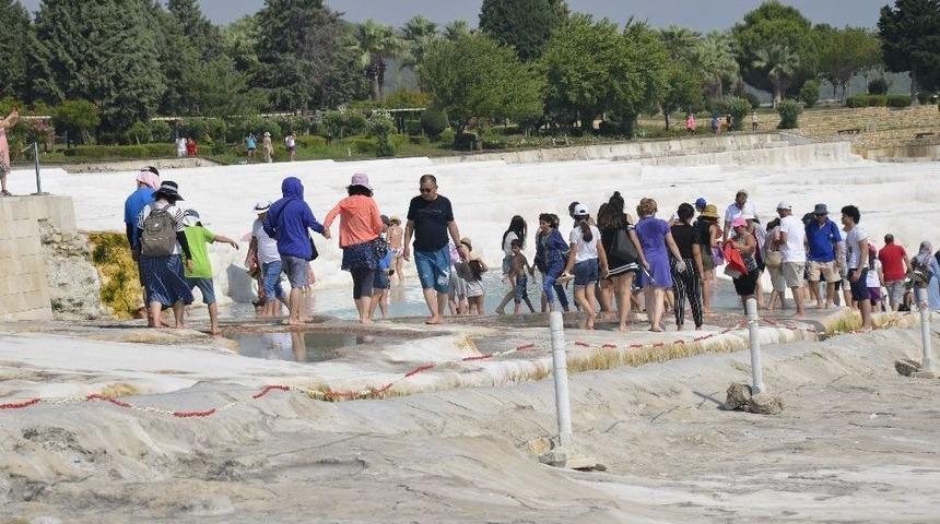 Pamukkale’de Doluluk Oranı Yüzde 100’e Ulaştı