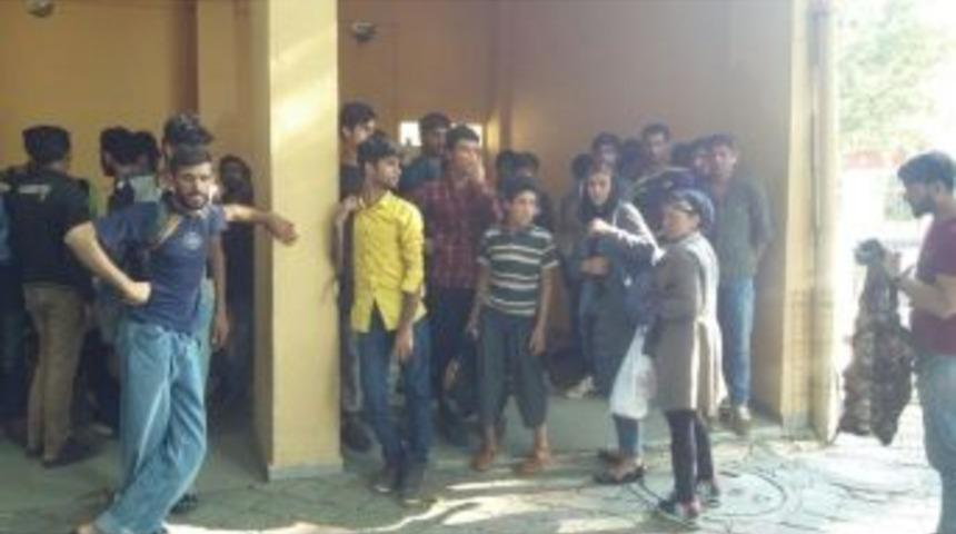 Sakarya&rsquo;da 3 G&ouml;&ccedil;men Ka&ccedil;ak&ccedil;ısı Yakalandı