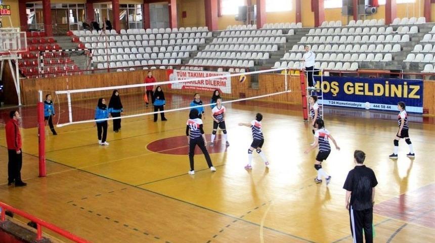 Sivas&rsquo;ta Liseler Arası Voleybol Turnuvası