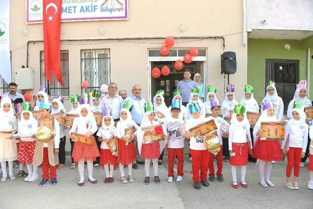 Mehmet Akif Bilgi Evi’nde Mezuniyet Heyecanı