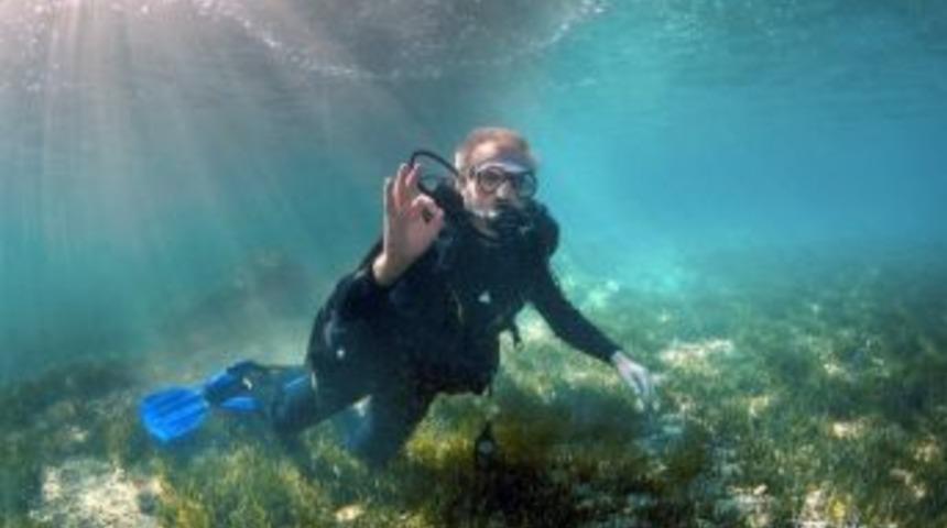 Antalya Valisi, Su Altında Deniz Çayırının Korunmasına Dikkat Çekti